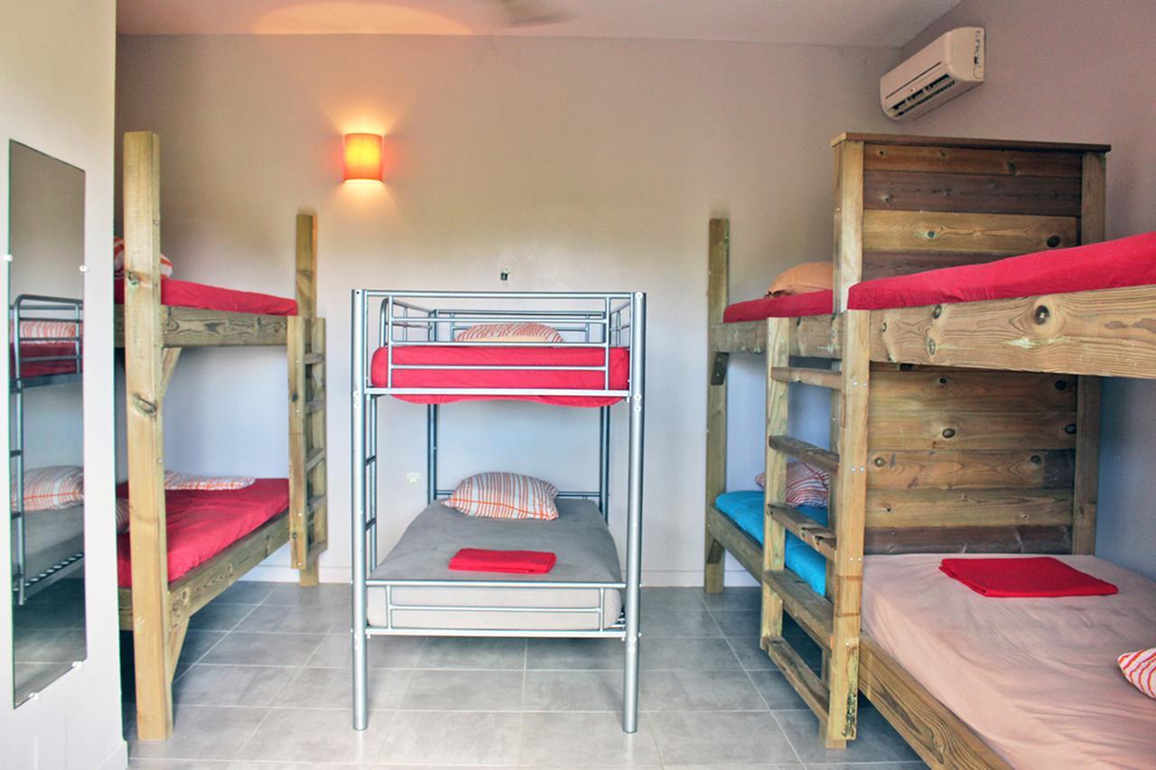 E.Gwada Hostel Le Gosier  Dış mekan fotoğraf