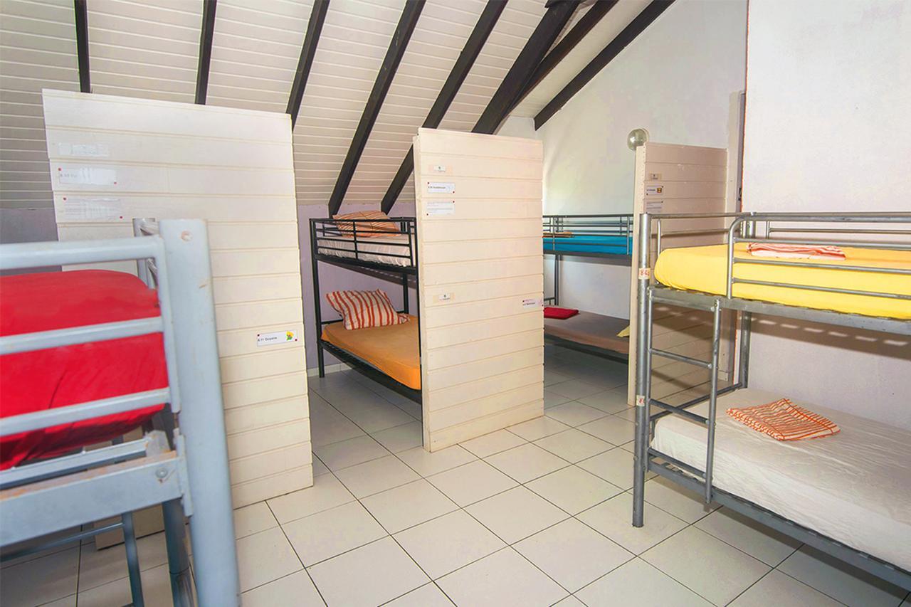 E.Gwada Hostel Le Gosier  Dış mekan fotoğraf