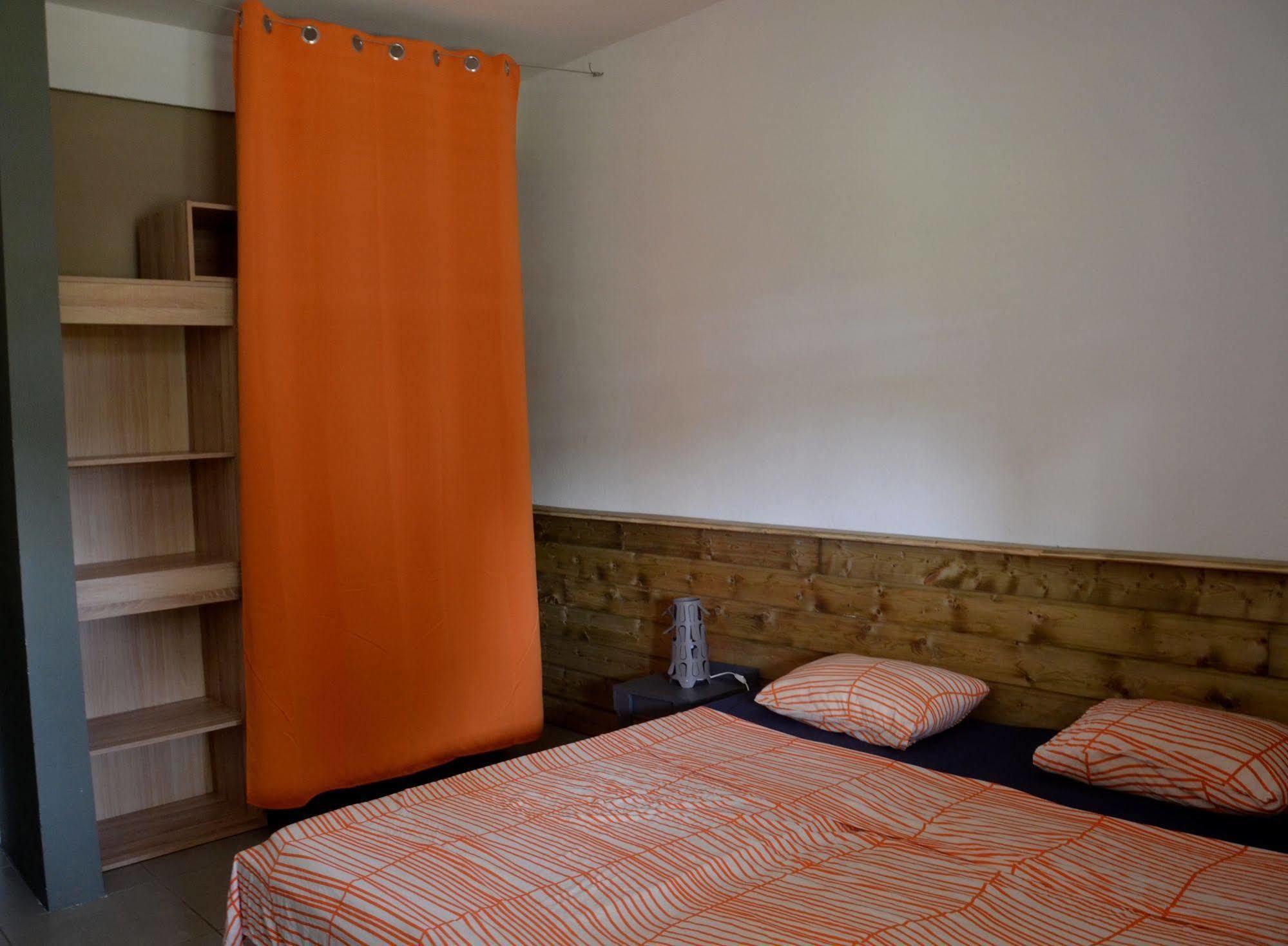 E.Gwada Hostel Le Gosier  Dış mekan fotoğraf