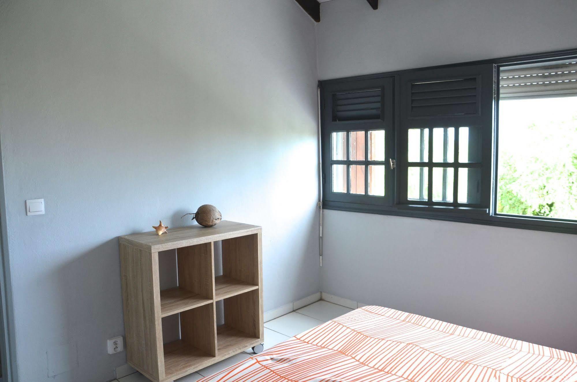 E.Gwada Hostel Le Gosier  Dış mekan fotoğraf